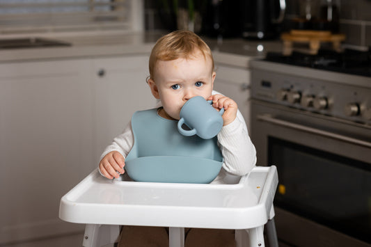 Li’l Finch Boutique Child transitioning to a Sippy Cup